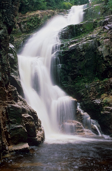 Kamienczyk Waterfall