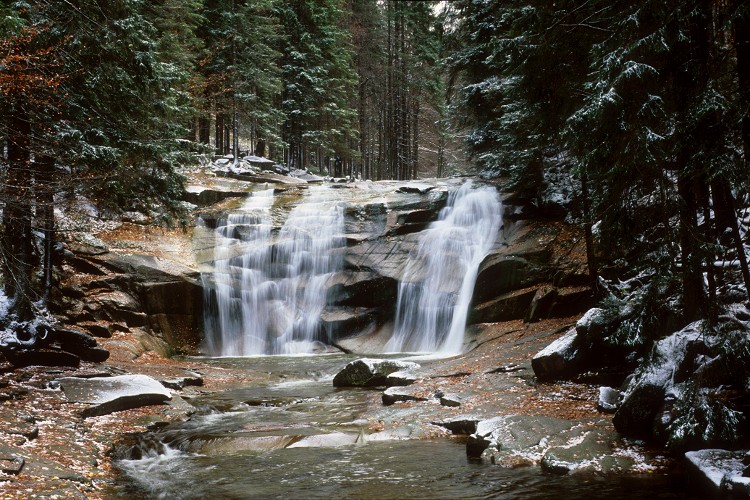 Mumlava Waterfall