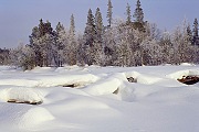Snow on Lake Sred-Kanustnoe